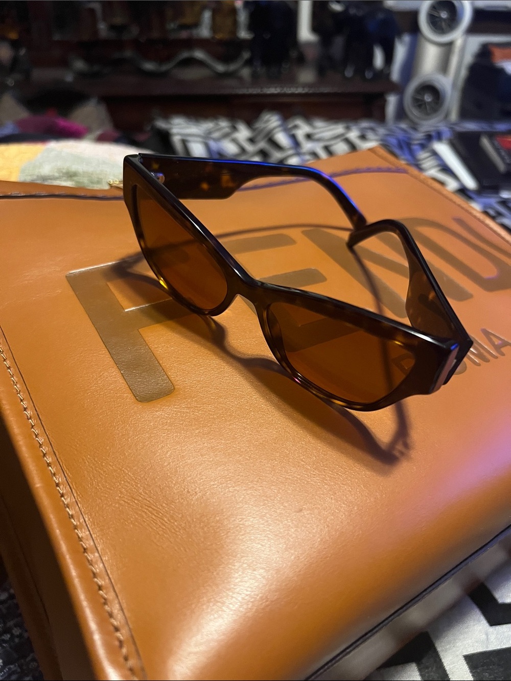 Sunglasses - Picture 3 of 5